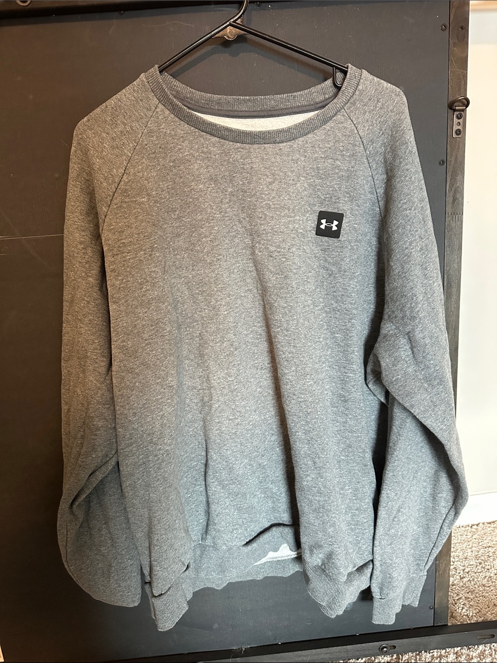 Under Armour Men's Heather Gray Crewneck Pullover